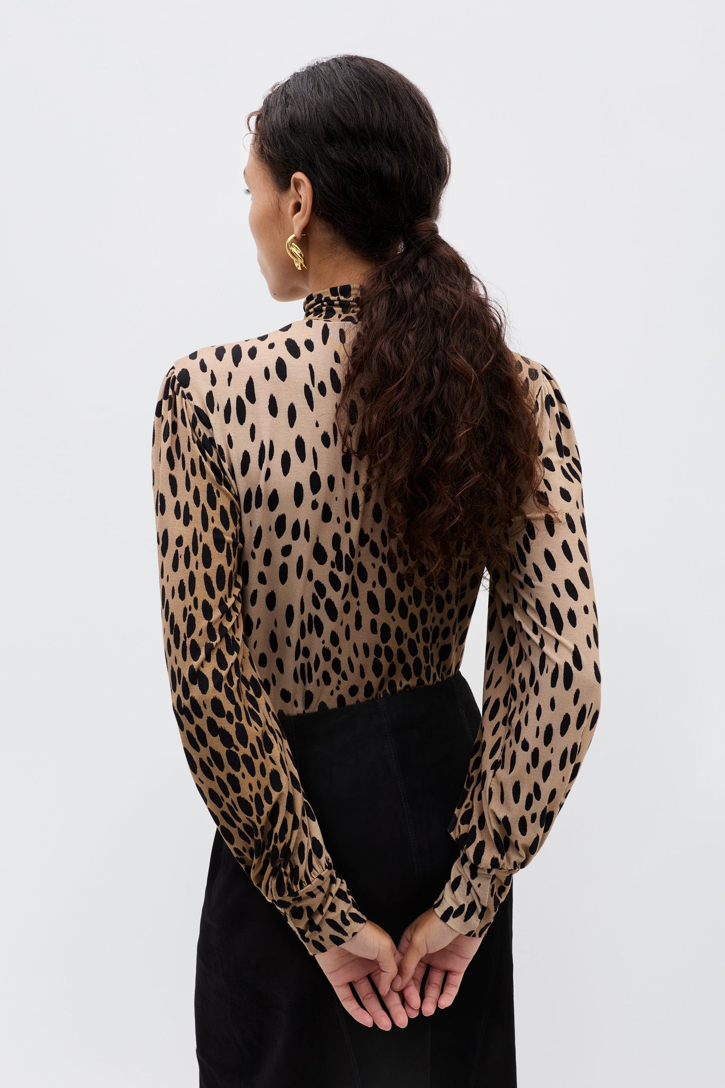 Suki - Antelope Spot Black