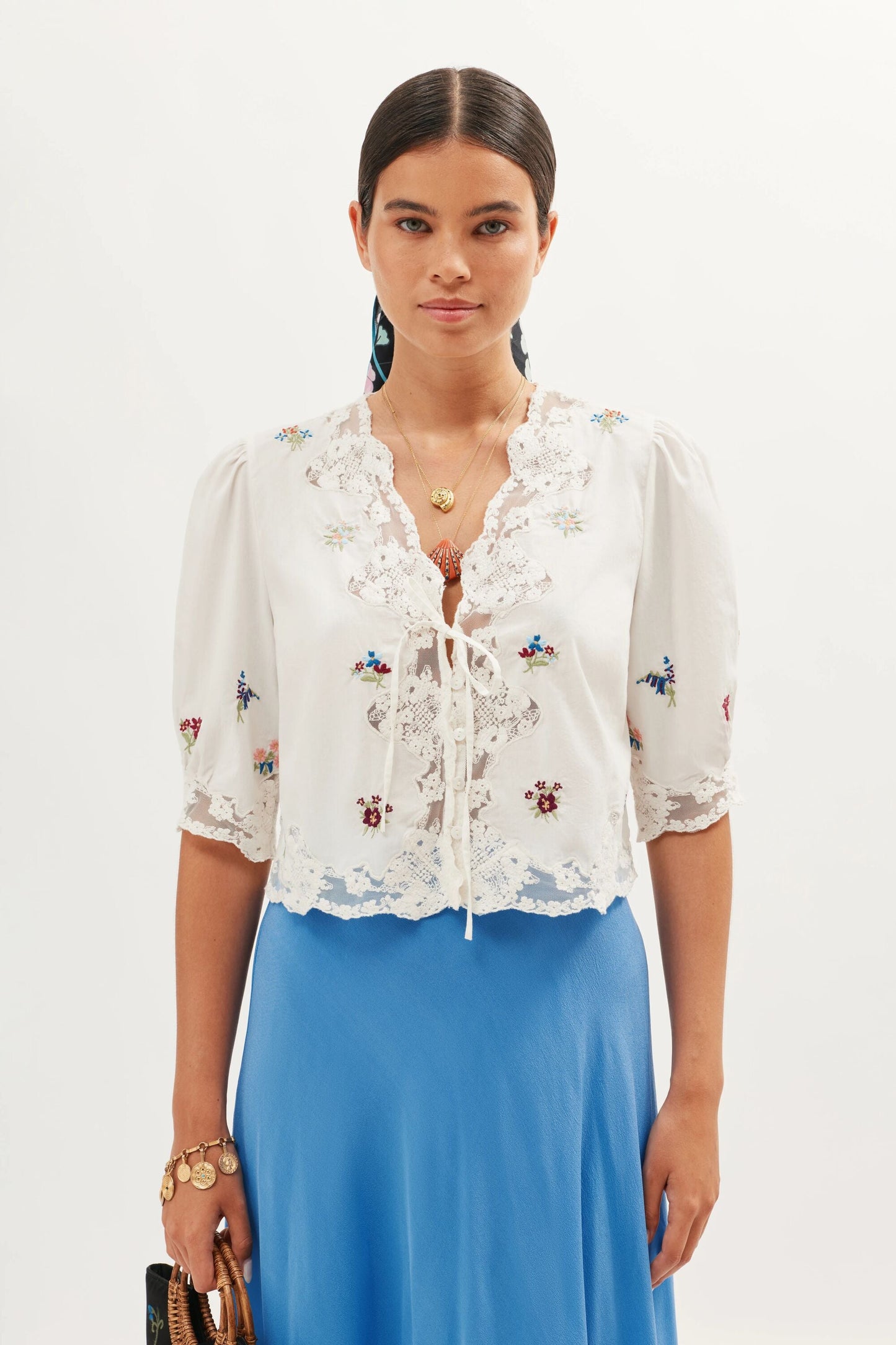 Ursula - Bud Embroidery White