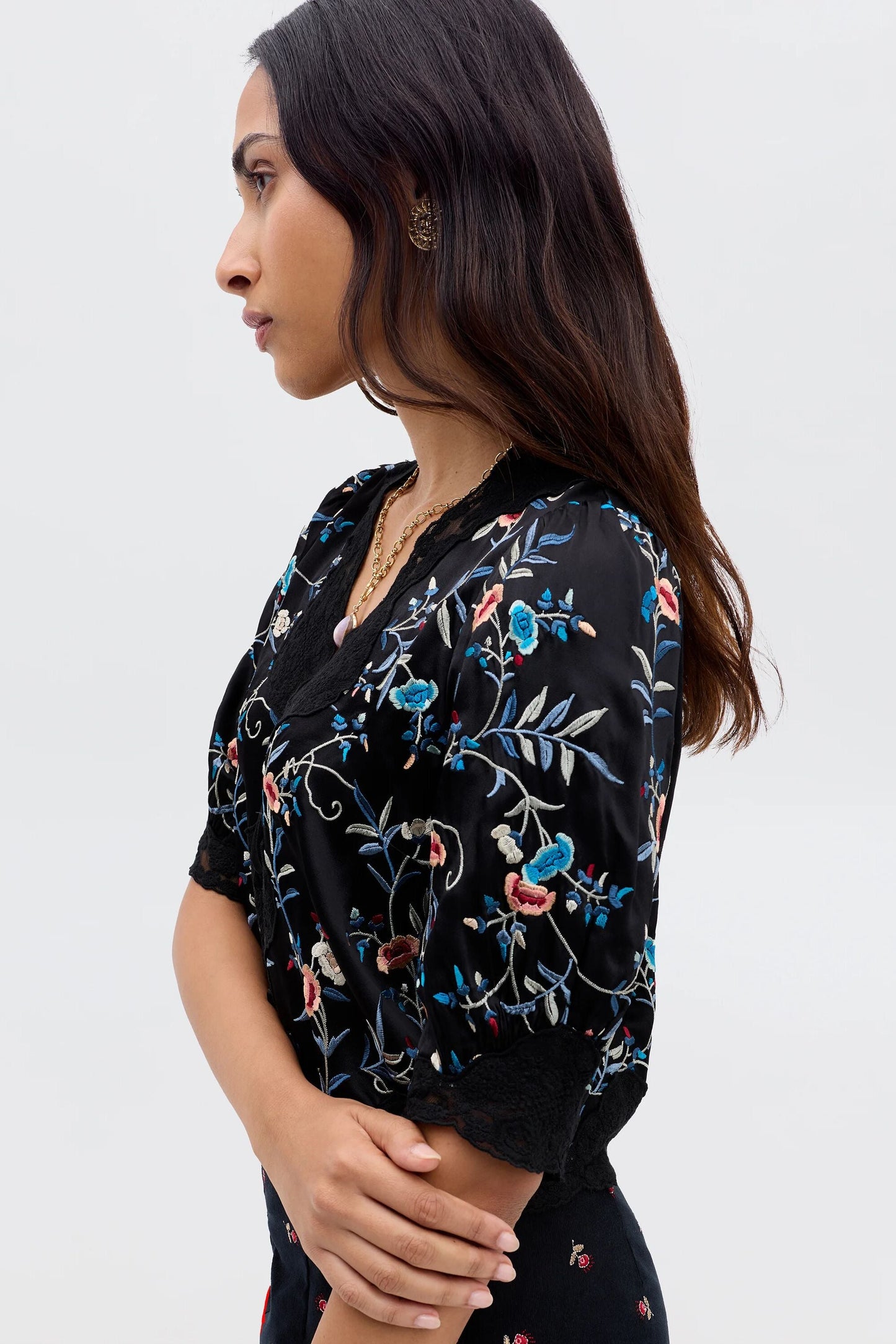 Ursula - Botanical Embroidery Black