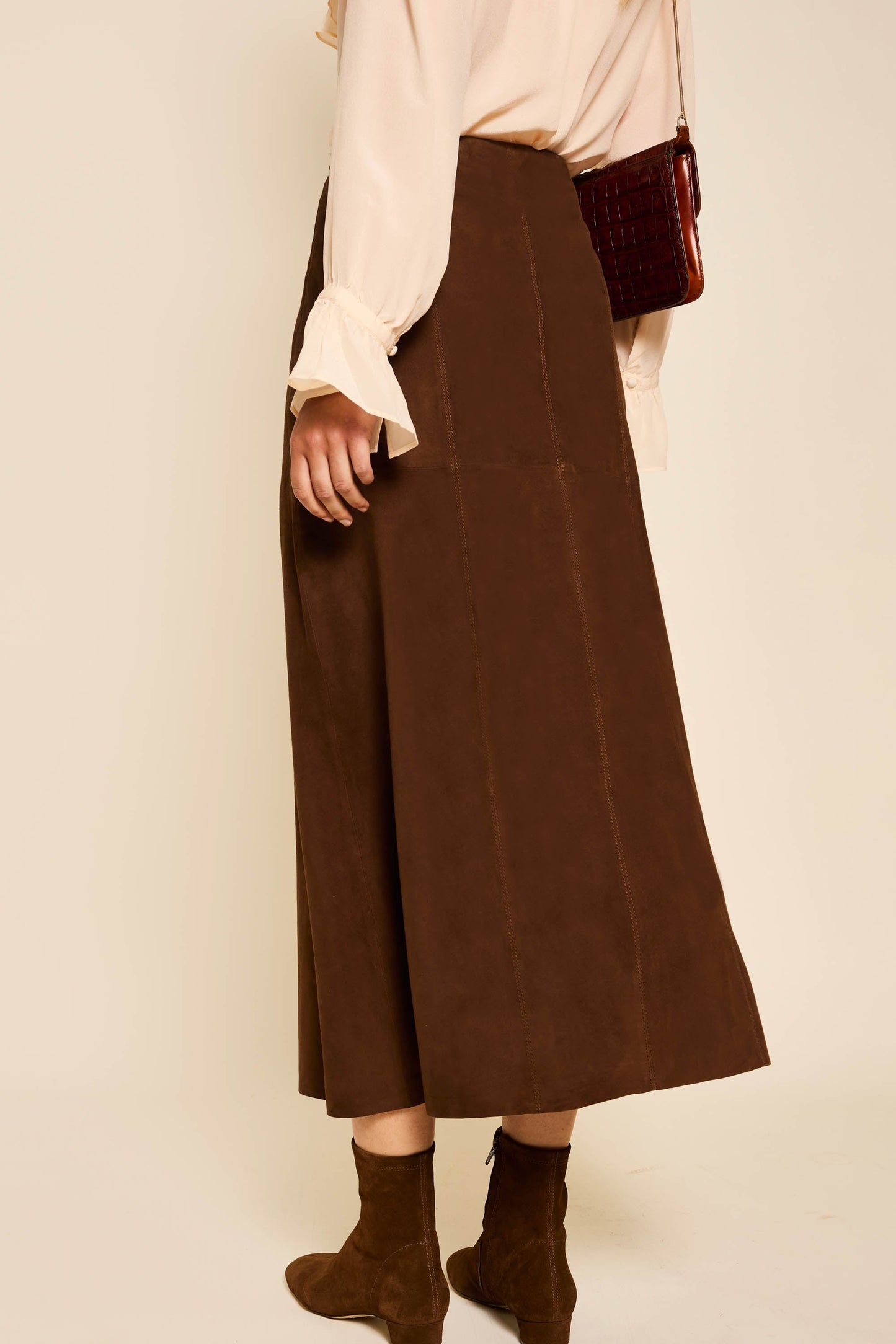 Edwina - Brown