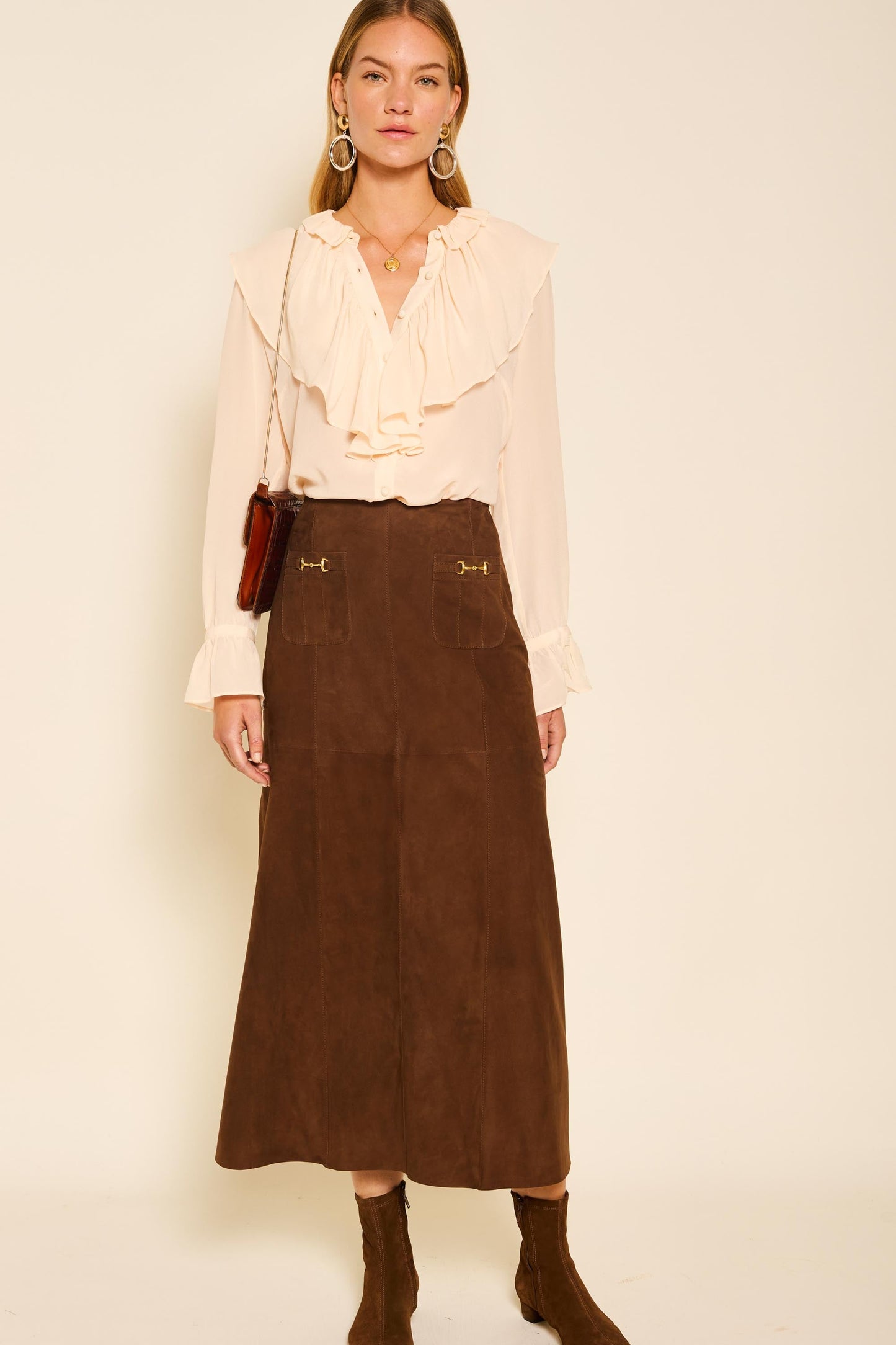 Edwina - Brown