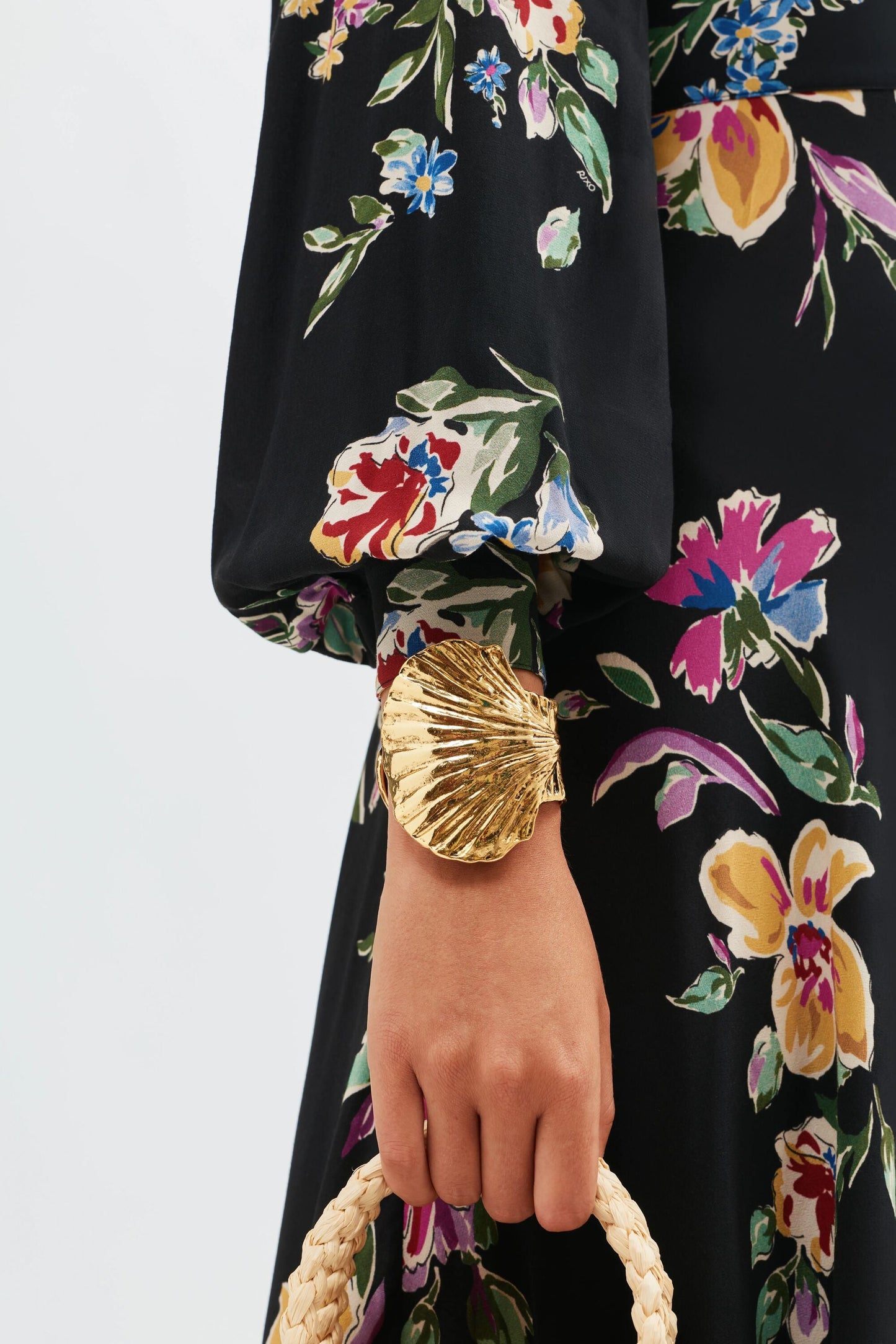 Trula  -  Vintage Bloom Black